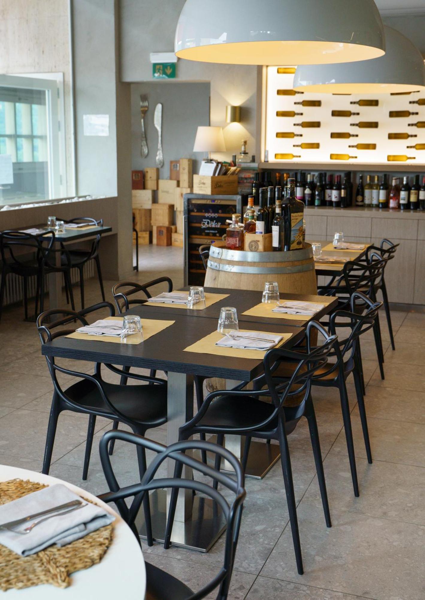 摩根娜酒店 门德里西奥 外观 照片